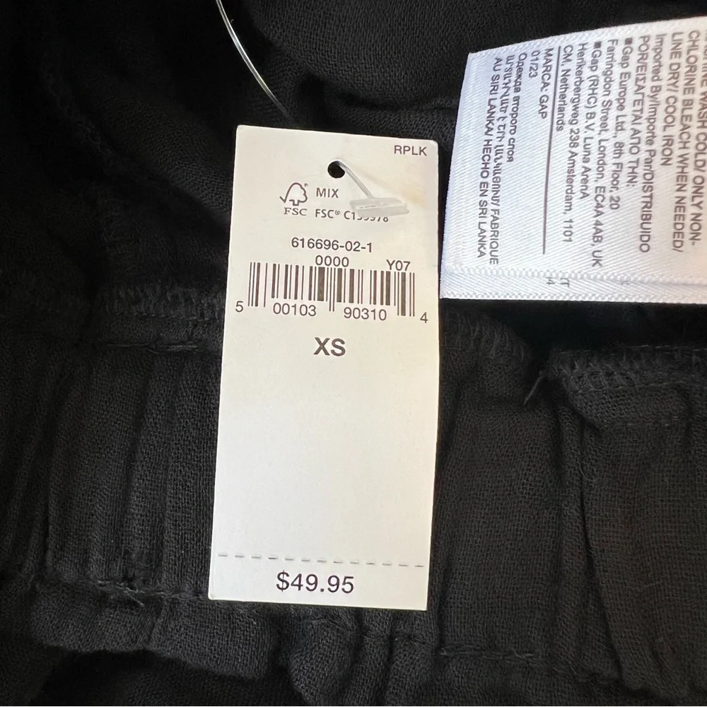 gap black crinkle gauze shorts